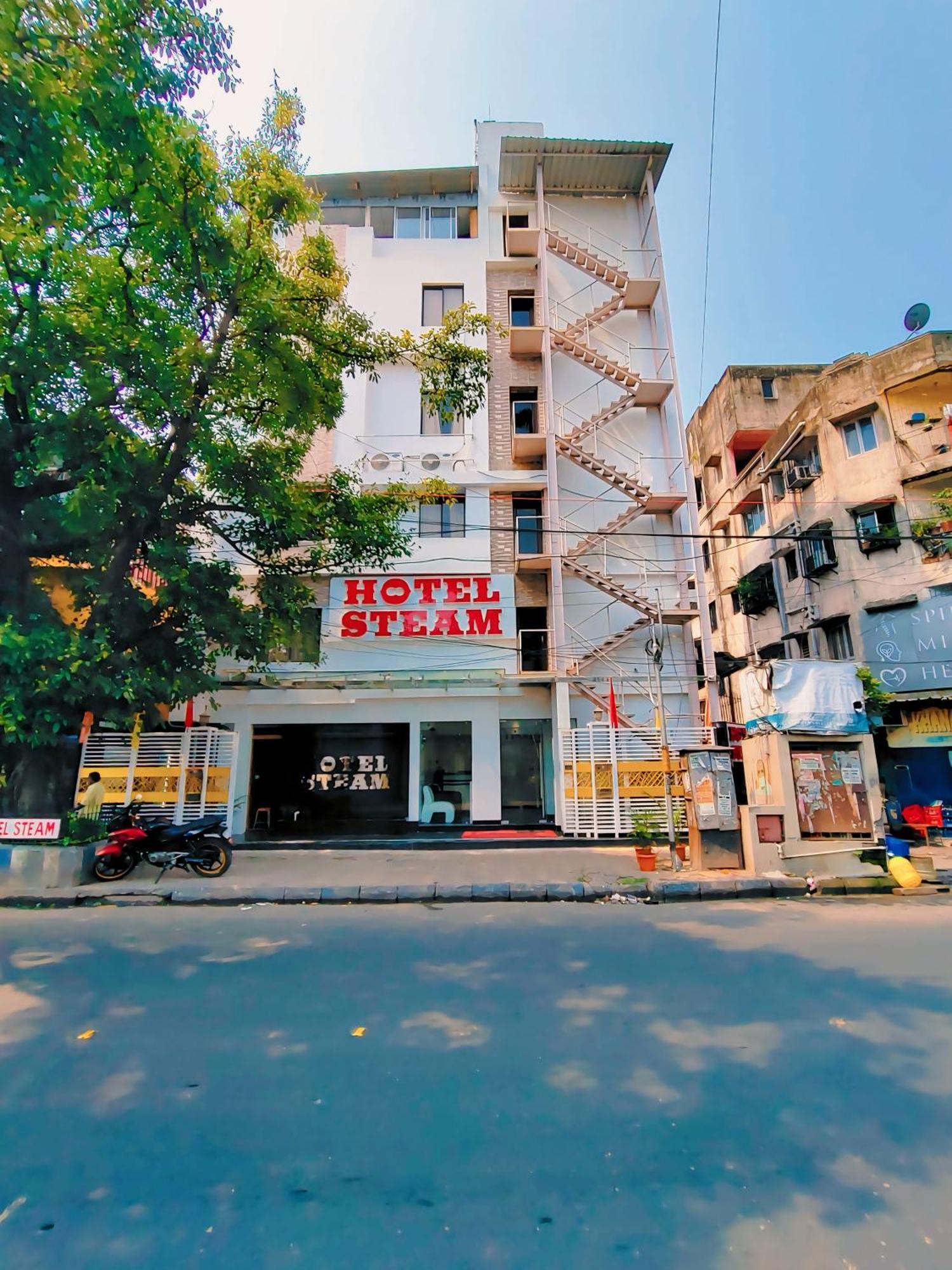 Hotel Steam Калькутта Экстерьер фото